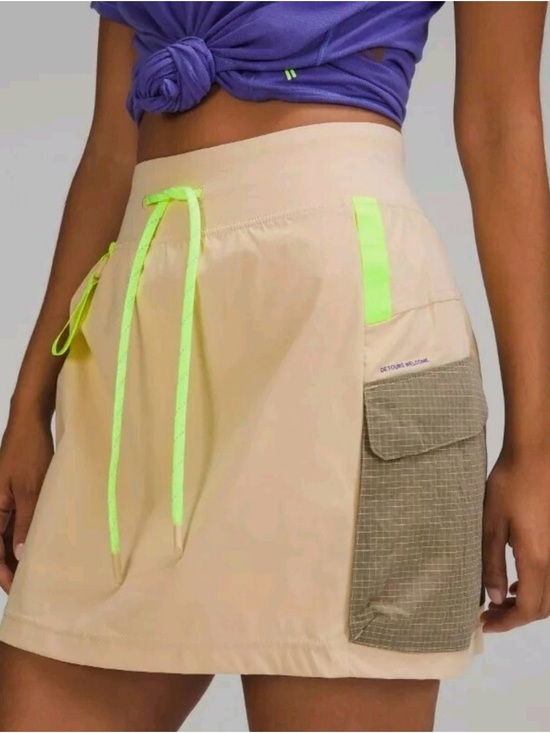 lululemon athletica Dresses & Skirts - lululemon athletica Beige Athletic Skort with Neon Green Trim